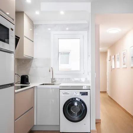 Apartamento En El Centro A 7 Min Del Mar *