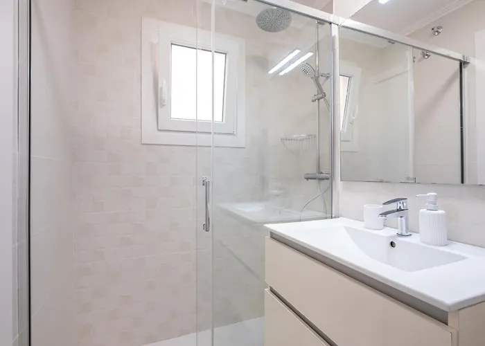 En El Centro A 7 Min Del Mar Apartamento *