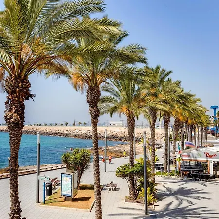 Apartament En El Centro A 7 Min Del Mar *