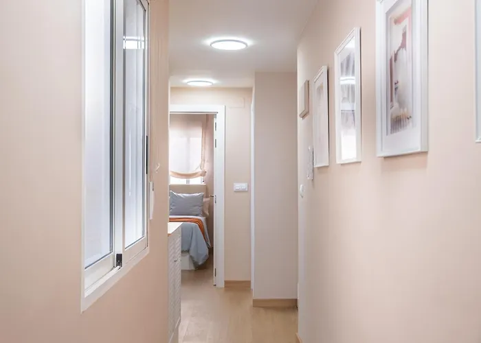 En El Centro A 7 Min Del Mar Appartement *