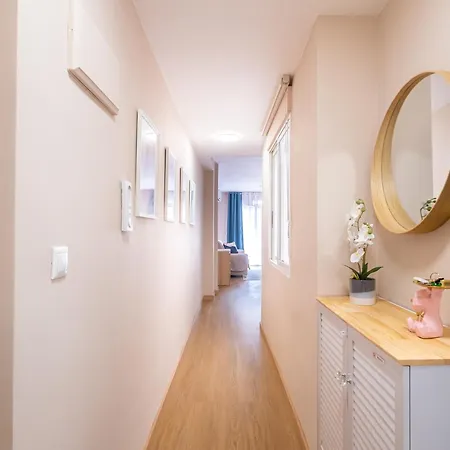 En El Centro A 7 Min Del Mar Торевьиа